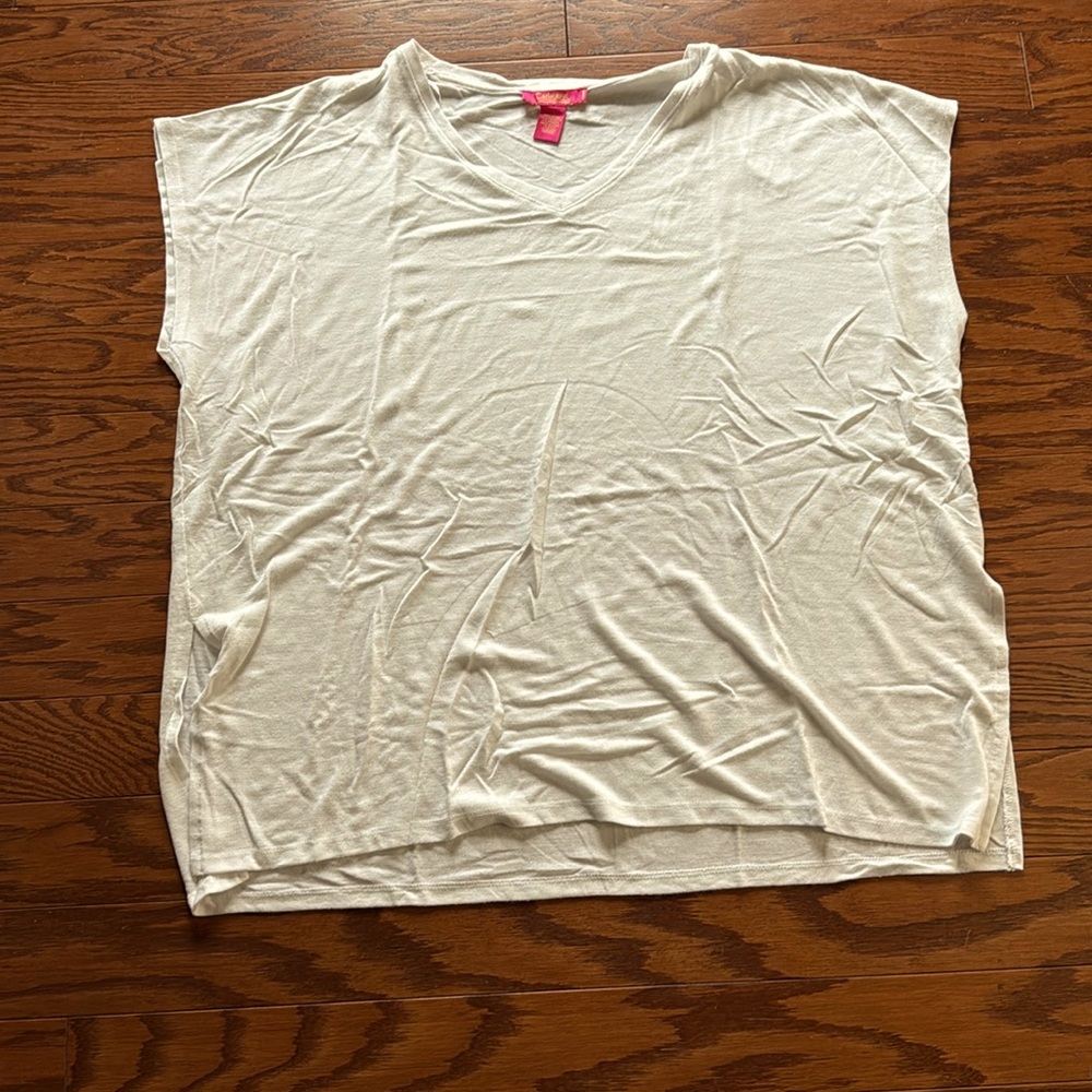 ⭐️Catherine tshirt